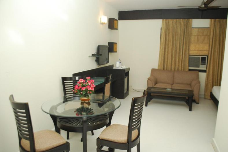 Aman Deluxe Hotel New Delhi Exterior photo